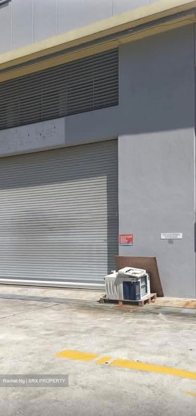 The Westcom (D22), Factory #611008971